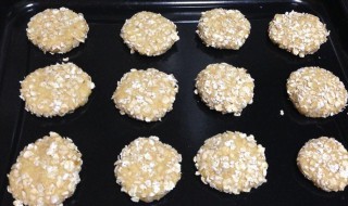 烤箱燕麦丸子怎么做 怎么做烤箱燕麦丸子