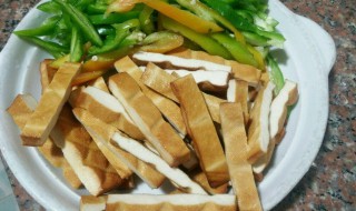 香干炒平菇步骤 香干炒平菇的烹饪方法