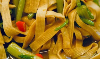 香芹千张步骤 香芹千张的做法