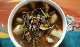 猪肉炖蕨菜做法窍门 教你怎么做猪肉炖蕨菜粉条