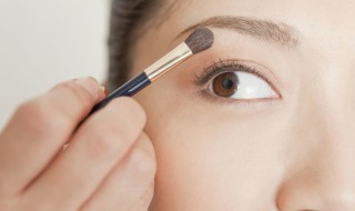 杏眼画眼妆教程 怎么画眼妆