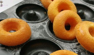 菠菜甜甜圈的做法 如何制作菠菜甜甜圈