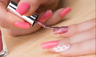 在家做美甲的简单方法 在家做美甲的简单步骤