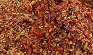 牛油辣椒油的熬制方法(牛油制作油辣椒的做法及配方)