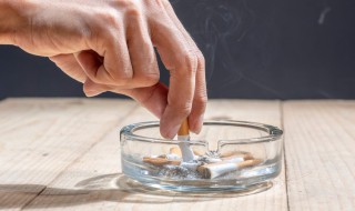 送烟灰缸的寓意是什么 烟灰缸的寓意与象征