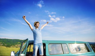 旅游文案可爱沙雕 出去玩的沙雕文案