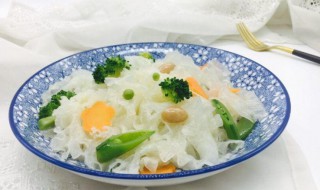 雪耳炒双椒如何做（双椒木耳的做法）