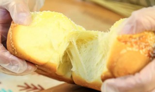 甜姜面包如何做得松软（做面包的甜面团的做法和配方）