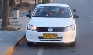 科三靠边停车技巧（考科三靠边停车技巧）