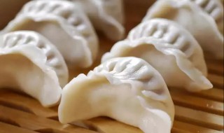 出门饺子回家面包含着什么样的情感 出门吃面条回家吃饺子什么意思