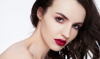 咋搭配眼影颜色呢 眼影颜色怎么搭配