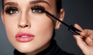 睫毛打底和睫毛膏区别 睫毛打底和睫毛膏的区别介绍