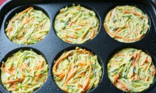 口蘑牛肉时蔬鸡蛋饼怎么做 口蘑牛肉时蔬鸡蛋饼的做法