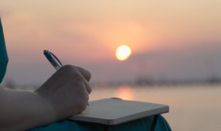 铁钳的拼音和意思 铁钳的拼音和意思是什么