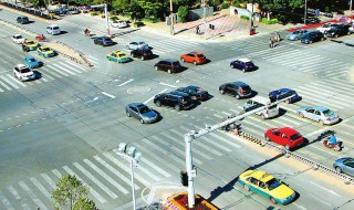 左转弯待转区怎么走? 很多人都不知道