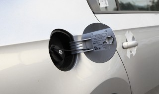 斯柯达锁车后油箱能打开 斯柯达锁车了油箱还能开怎么回事