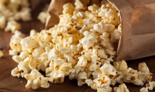 爆米花不脆了怎么办（爆米花不脆了怎么办 烤箱）