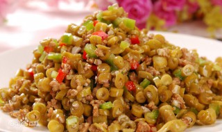 鸡胸肉烧酸豆角怎么做（鸡胸肉烧酸豆角怎么做好吃窍门）