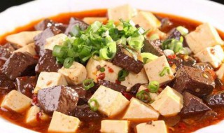 豆腐鸭血怎么做才好吃 豆腐鸭血怎么做好吃