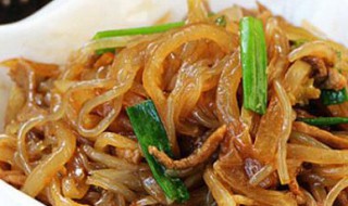 红薯粉丝怎么炒才好吃（红薯粉丝怎样炒好吃）