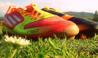 足球鞋的分类和选择 足球鞋的分类和选择性