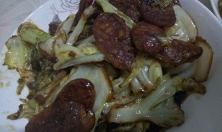 腊肠包菜怎么炒好吃 腊肠包菜怎么炒好吃家常做法