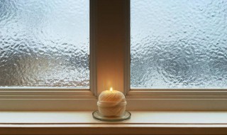 为什么冬天窗户上有水（为什么冬天窗户上有水珠）