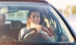 汽车内部除雾有什么好方法（汽车室内除雾怎么除）