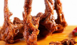 卤鸡爪鸭架怎么做（卤鸡爪鸭架怎么做的）