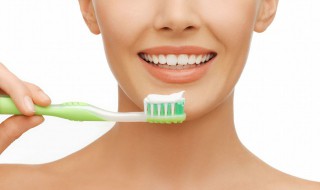 牙膏蓝标绿标代表什么（牙膏蓝标绿标代表什么含义）