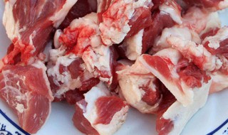 如何做剔骨牛肉（怎样做牛剔骨肉好吃）