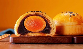 快速蛋黄酥做法教程（简单蛋黄酥做法）