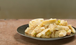 腊味笋衣干锅如何做 腊味笋衣干锅如何做的