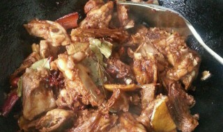 红烧羊肉怎么炖好吃(红烧羊肉怎么炖好吃又烂没腥味)