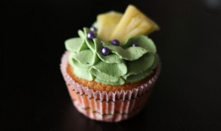 如何做蛋糕裱花（如何做蛋糕裱花工具）