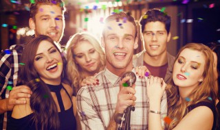 朋友聚会简短句 朋友聚会简短句认识