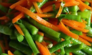 胡萝卜炒豇豆如何做（豇豆炒胡萝卜的做法）