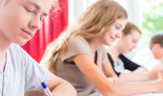 关于早晨月亮的句子 描写早上月亮的佳句