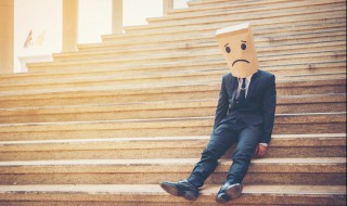 扎心感情经典语录短句（扎心感情经典语录长句）