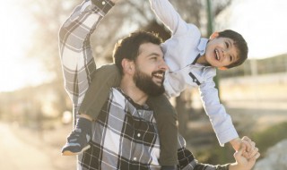 感恩爸爸句子简短 感恩爸爸句子简短英语