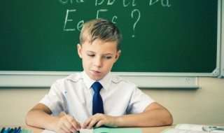 激励人心的一段话（军训激励人心的一段话）