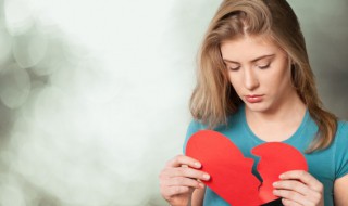 心痛到撕心裂肺的个性签名短句（伤感的个性签名痛的撕心裂肺）