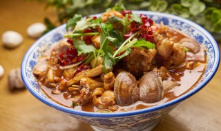 牛蛙鸡翅煲的做法 鸡爪牛蛙煲的做法