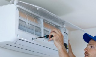 空调里面结冰是怎么回事（柜式空调里面结冰是怎么回事）