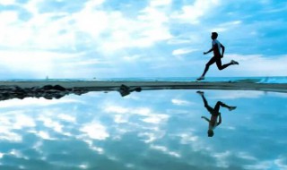 以坚持为题800字记叙文 以坚持为题800字记叙文弹钢琴