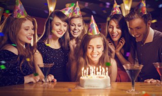 送给闺蜜的生日祝福语（送给闺蜜的生日祝福语有意义的句子）