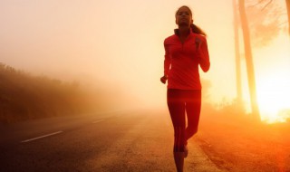 跑步前要做热身运动吗 跑步前要做热身运动吗图片