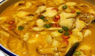 如何做酸汤小鱼（酸汤小鱼的做法最正宗的做法）