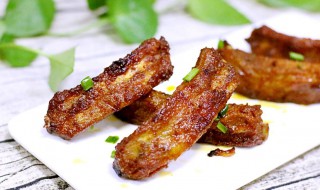 如何做烤排骨好吃（烤排骨的简单做法）