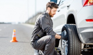 汽车底盘卡住了怎么解决 汽车底盘卡住处理方法